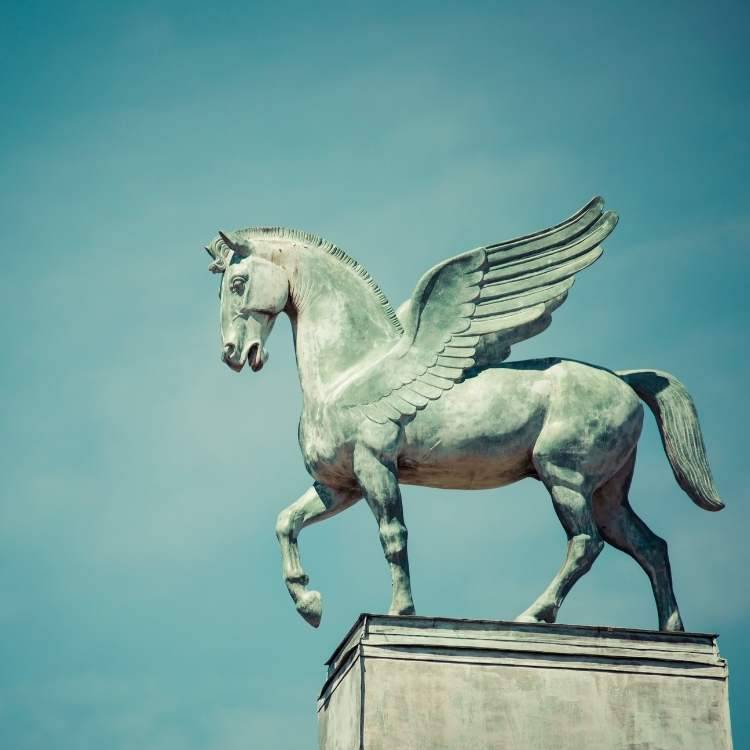 pegasus statue