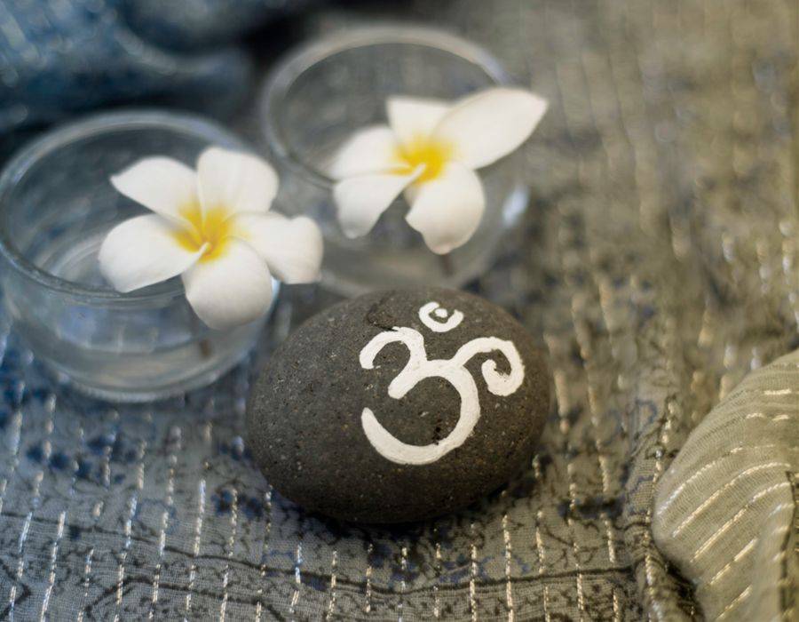 Om symbol